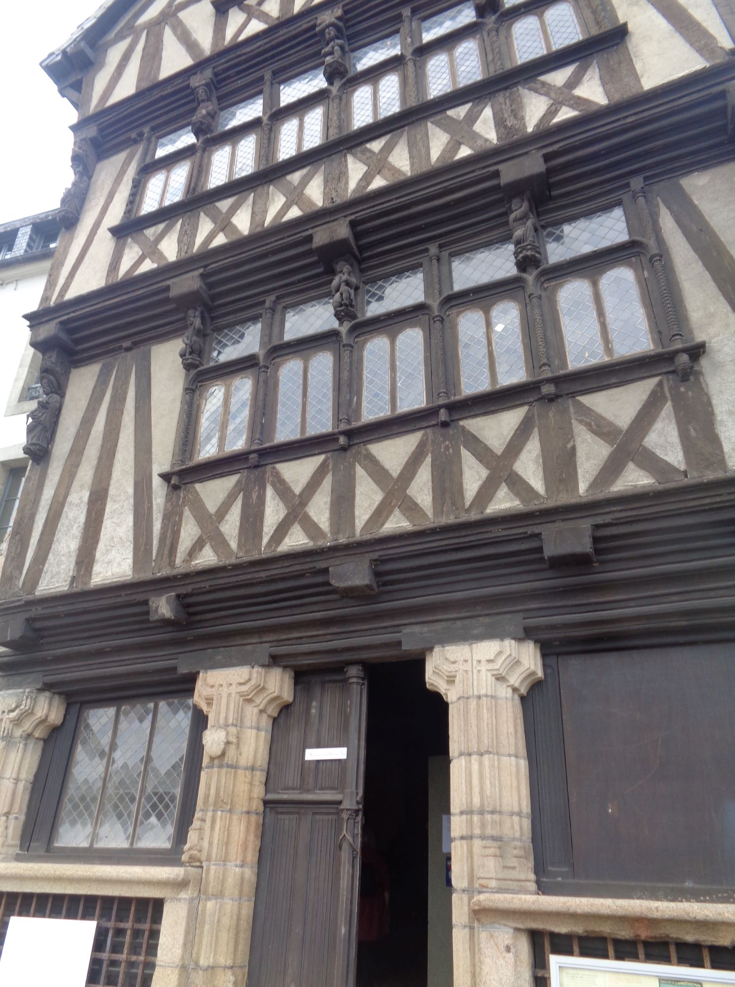 Morlaix Maison Anne de Bretagne front sep24