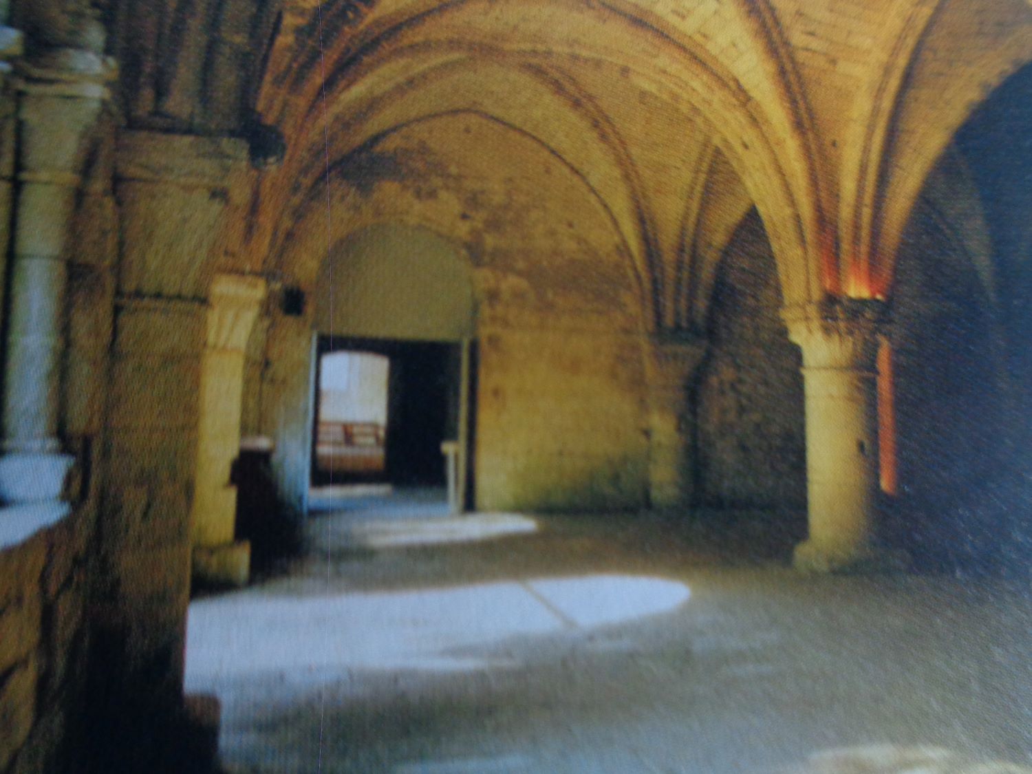 Abbaye de Vaucelles salle capitulaire c2009