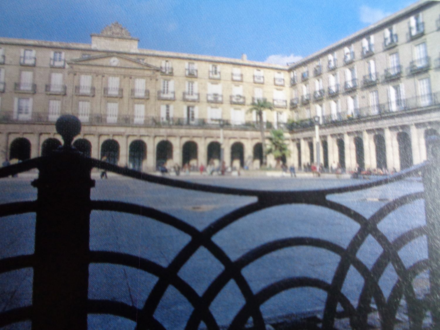 Bilbao Plaza Nueva c2009