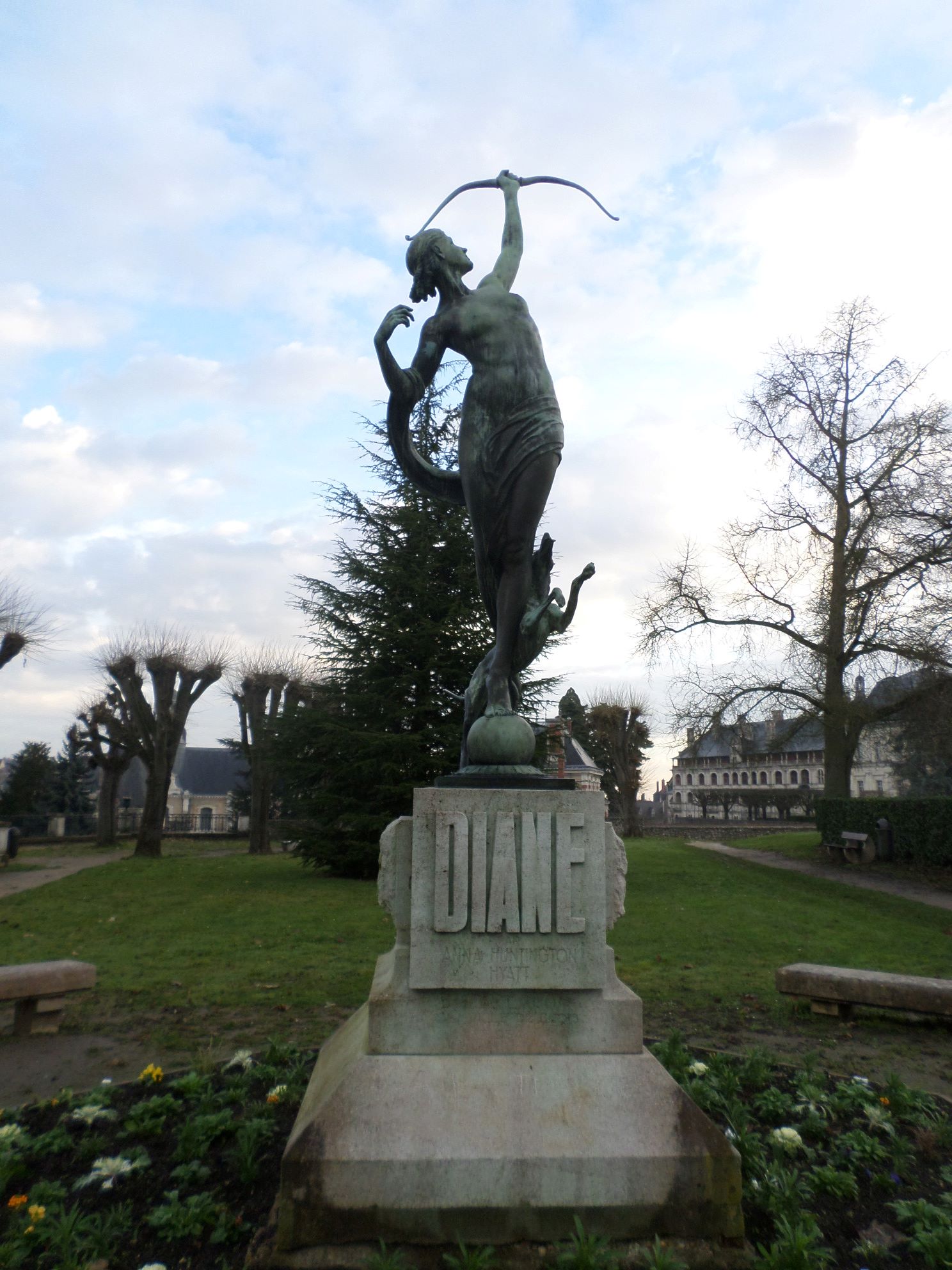 blois-jardin-du-roy-diane-chasseresse-dec15
