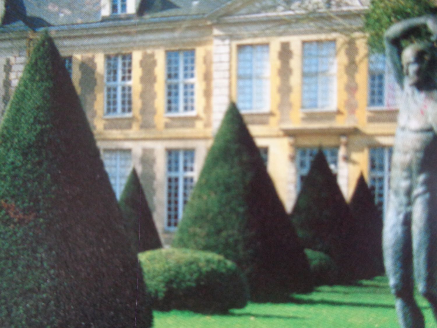 Chevreuse château de Coubertin et fondation Coubertin c2005