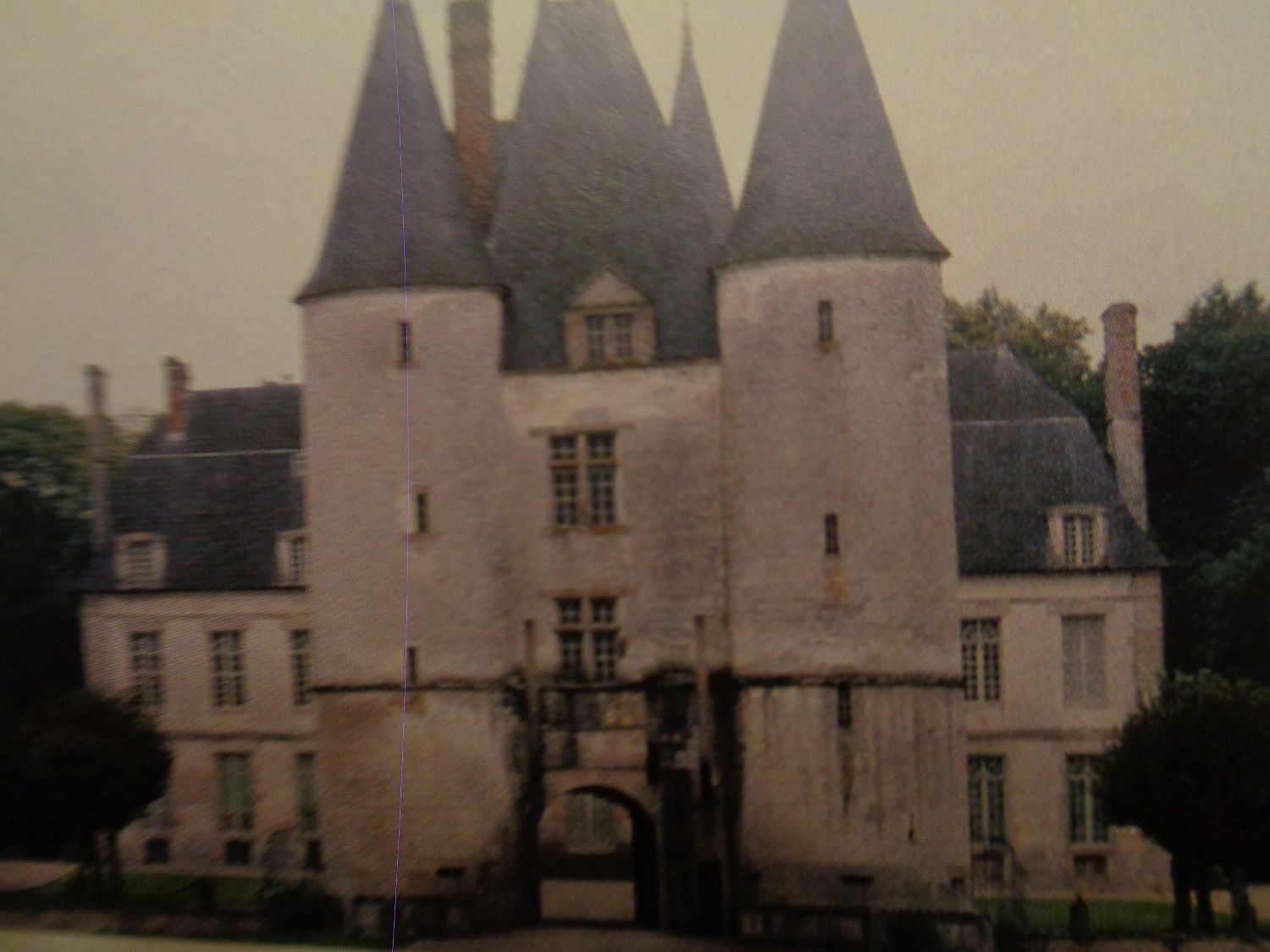 Dampierre château de Dampierre front c2008
