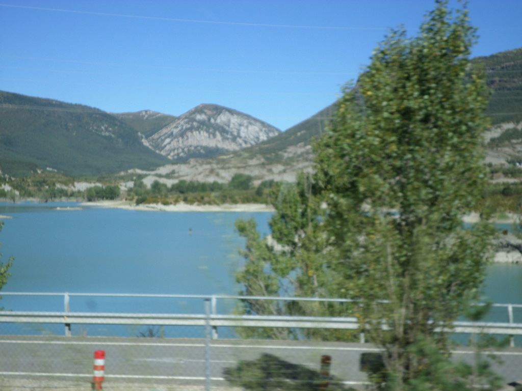 Huesca Embalse de Arguis off A23 to las Majadas aug16