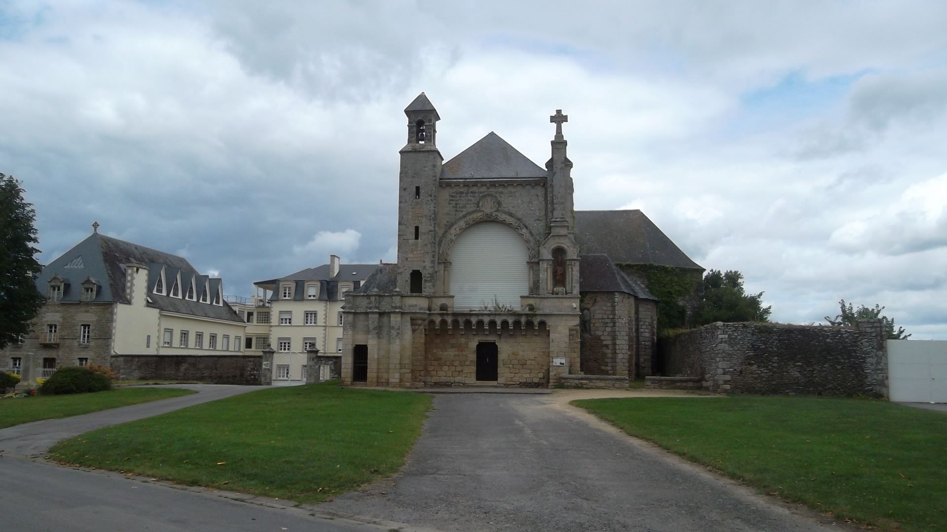 josselin-ch-st-martin-afar-aug12