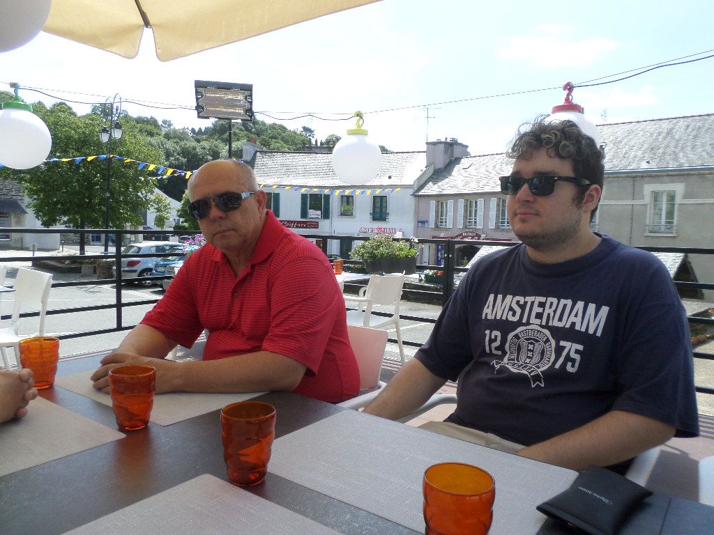 la-roc-maurice-auberge-du-vieux-chateau-pf-et-nf-jul17