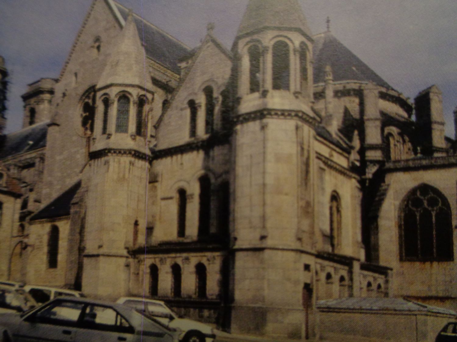 Langres Cathédrale Saint Mammés front c2008