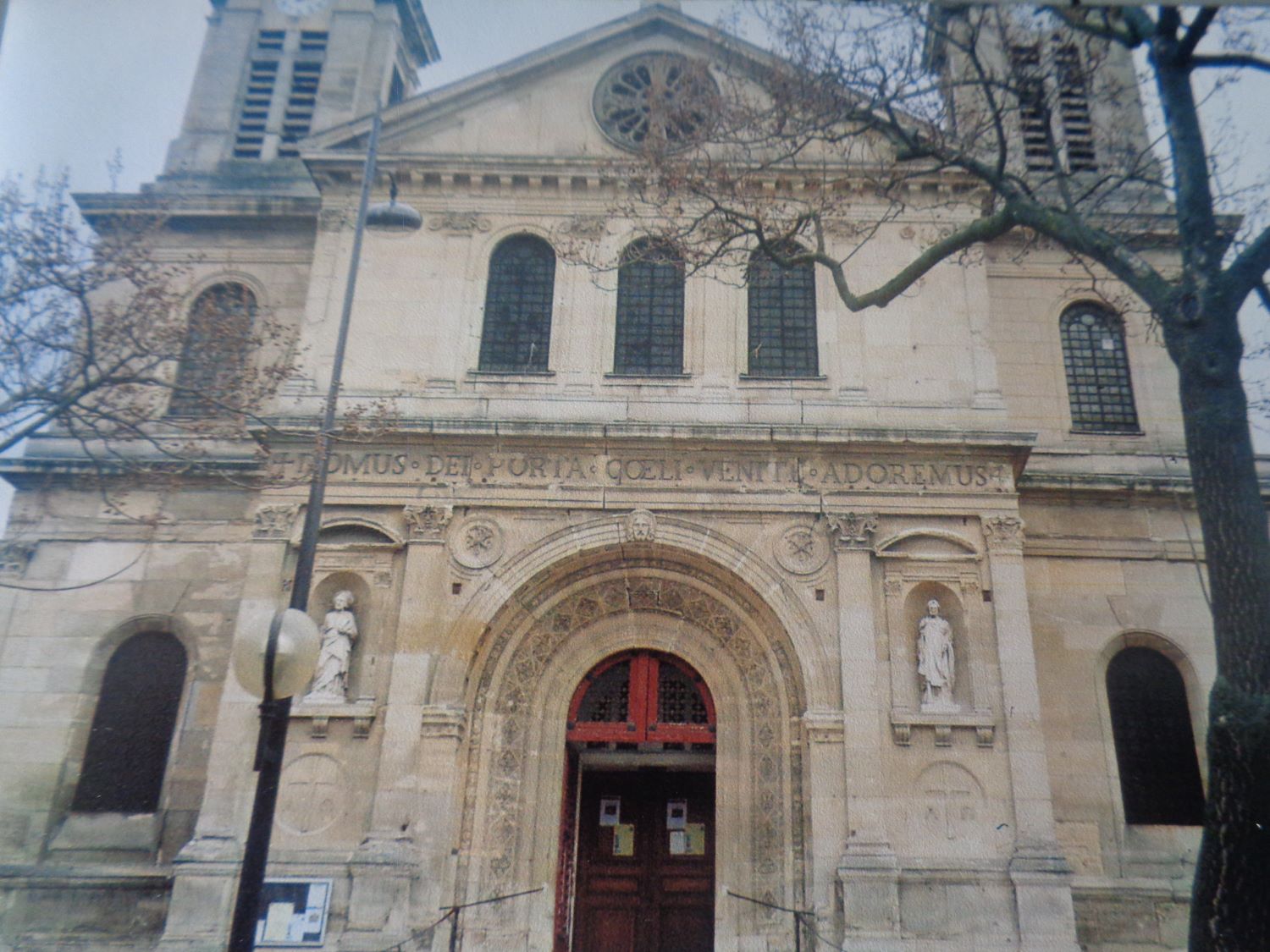 Paris ch Saint Jacques-Saint Christophe front c2005