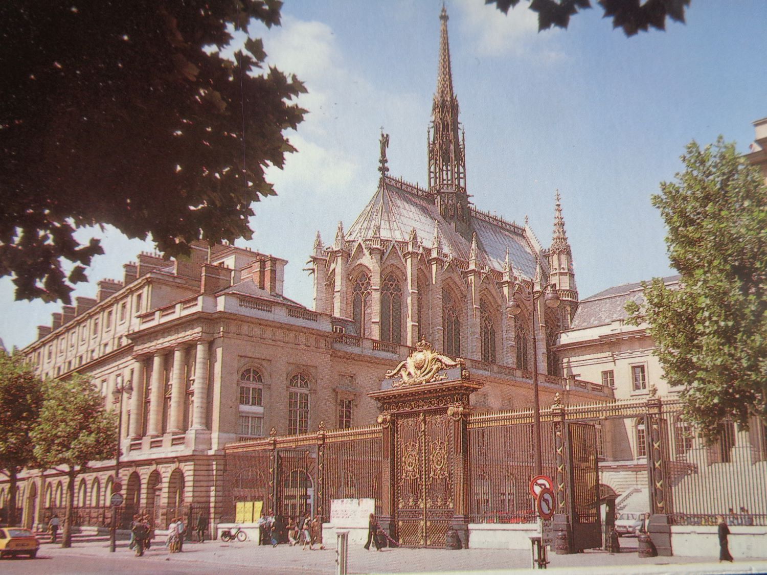 Paris Sainte Chapelle 3 c2005