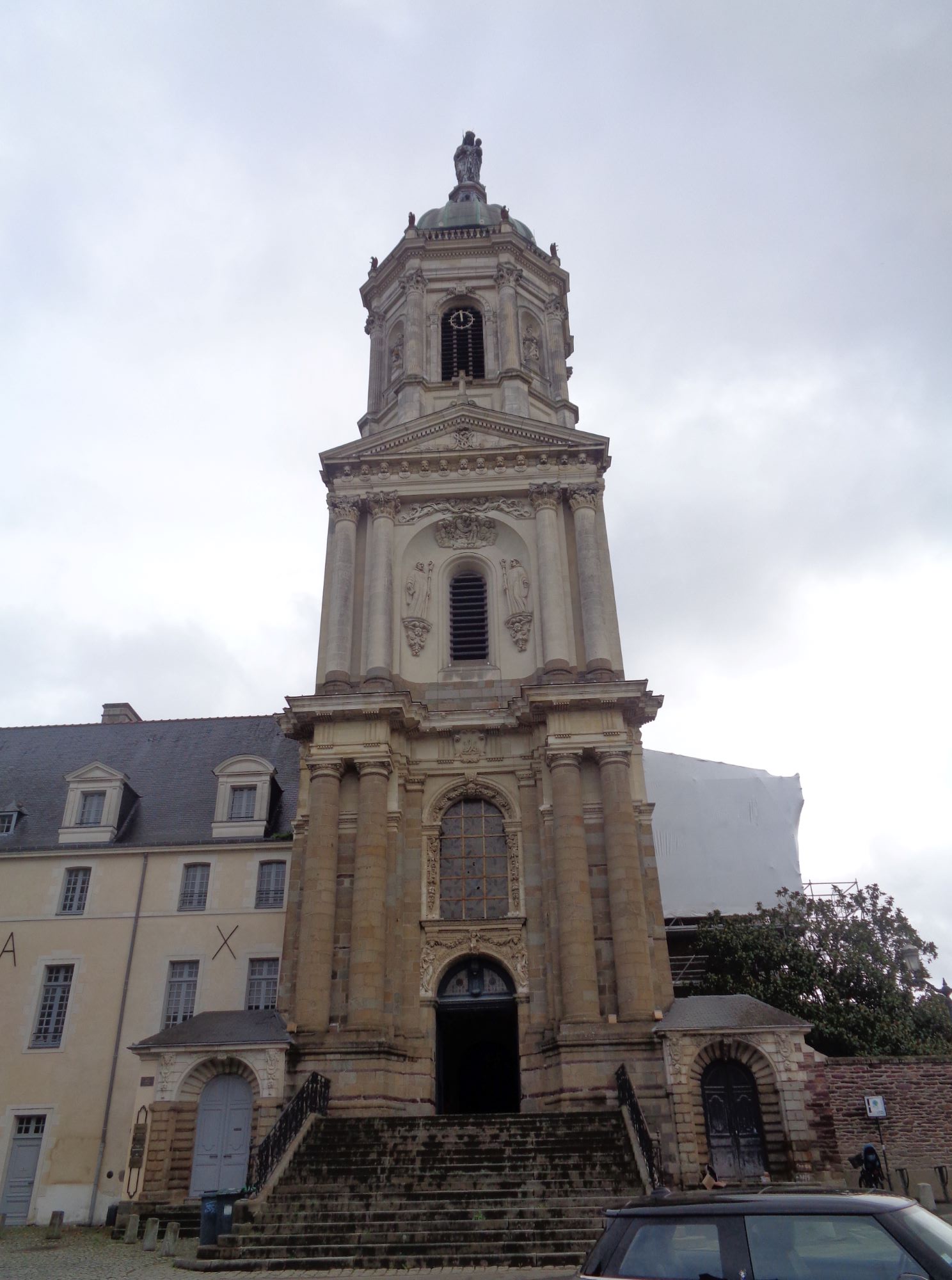 Rennes Ch Notre Dame en Saint Melaine front oct24