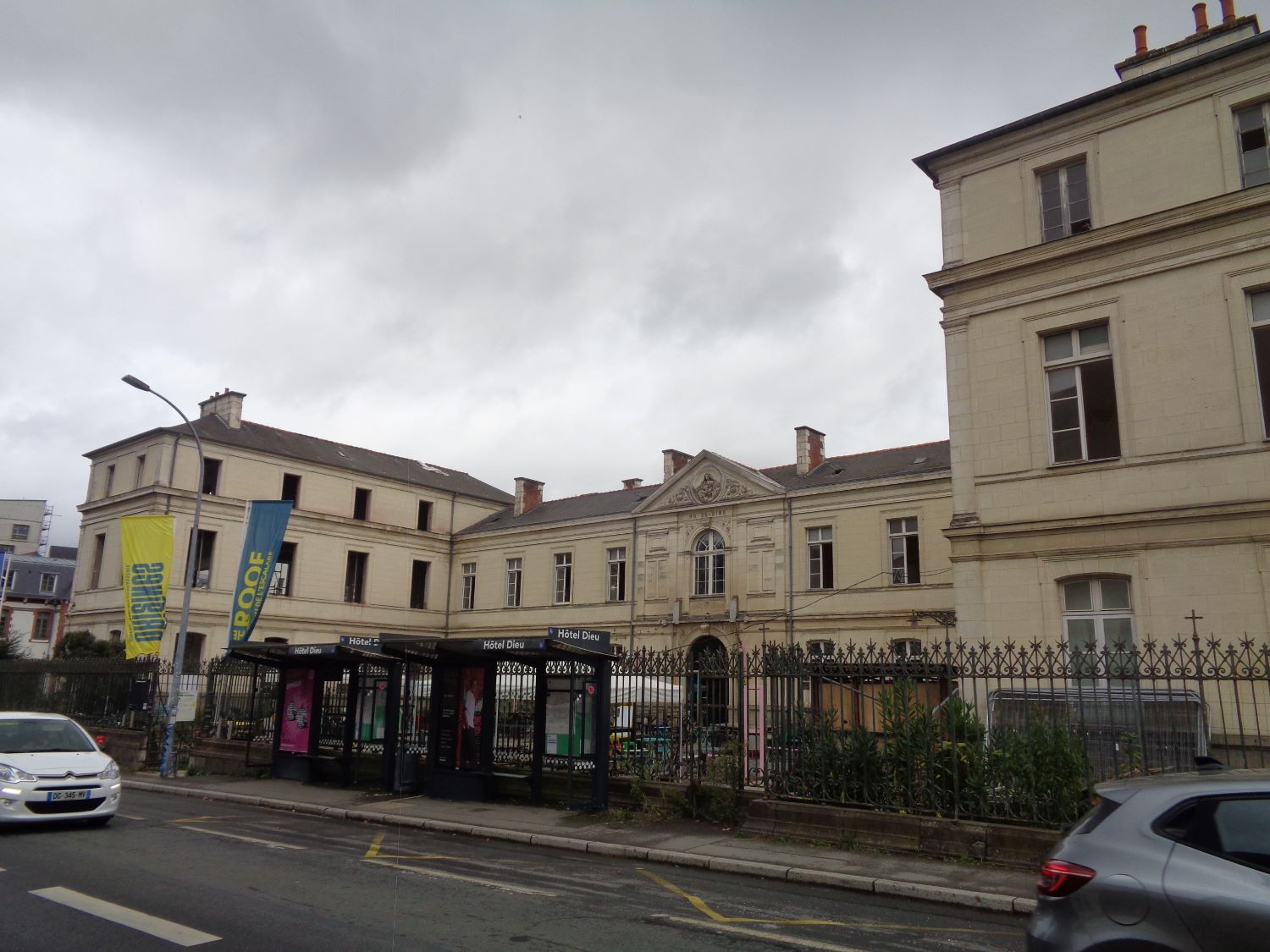 Rennes Hôtel Dieu front oct24