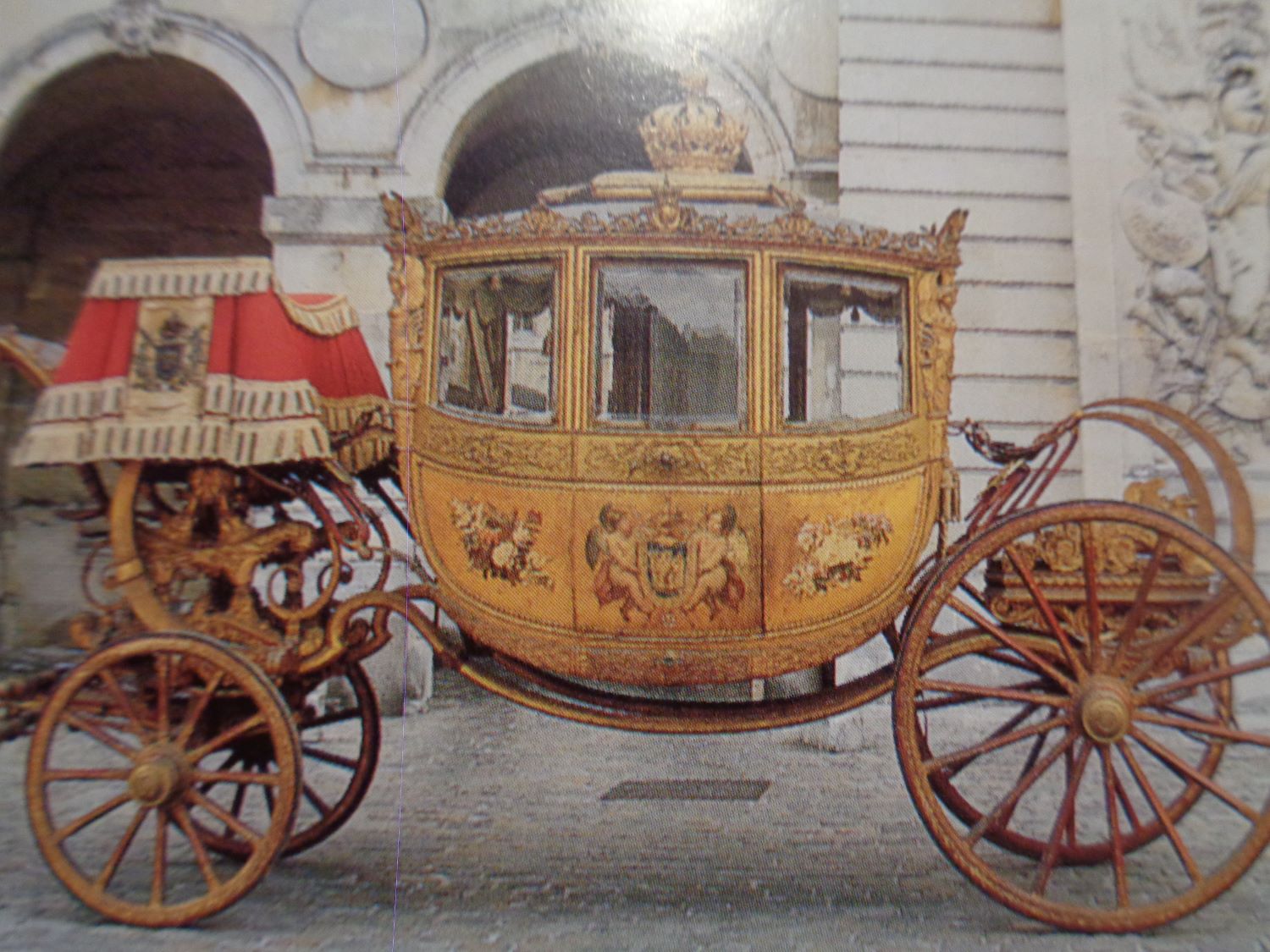 Versailles grande ecuries carriage museum La Topaze wed napoleon 1 et marie louise 1810 mar09