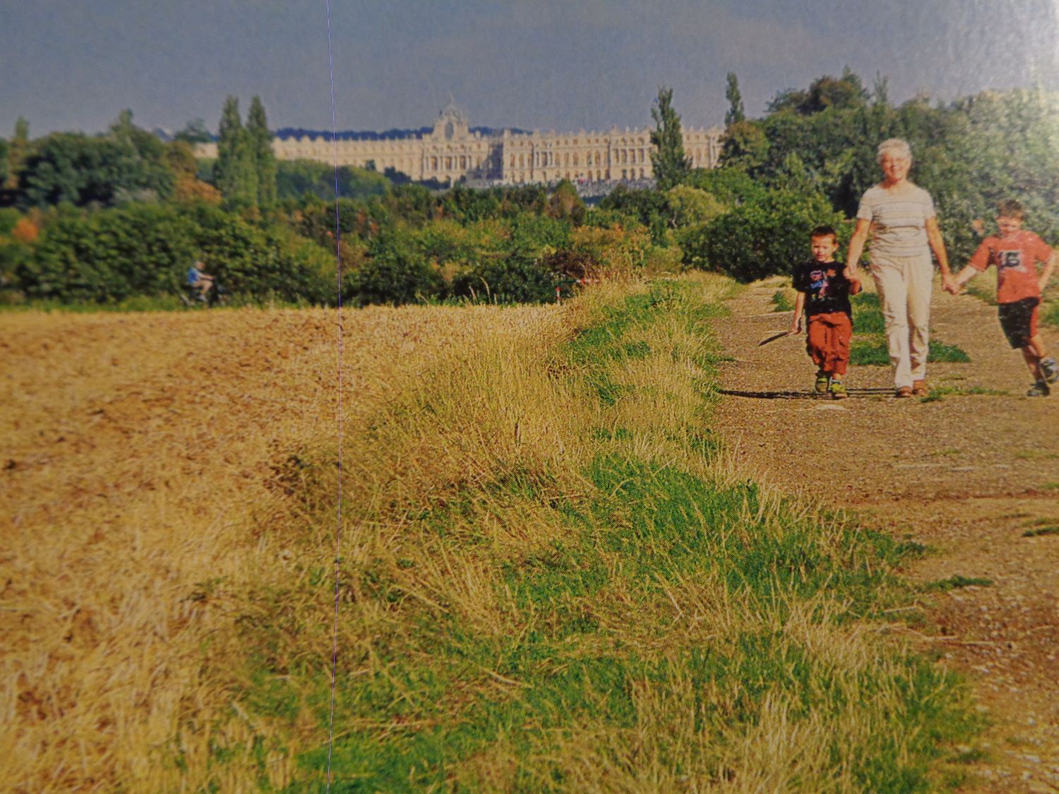 Versailles old royal alley of Villepreux from the bassin d'Apollon 5 km to Villepreux mar09