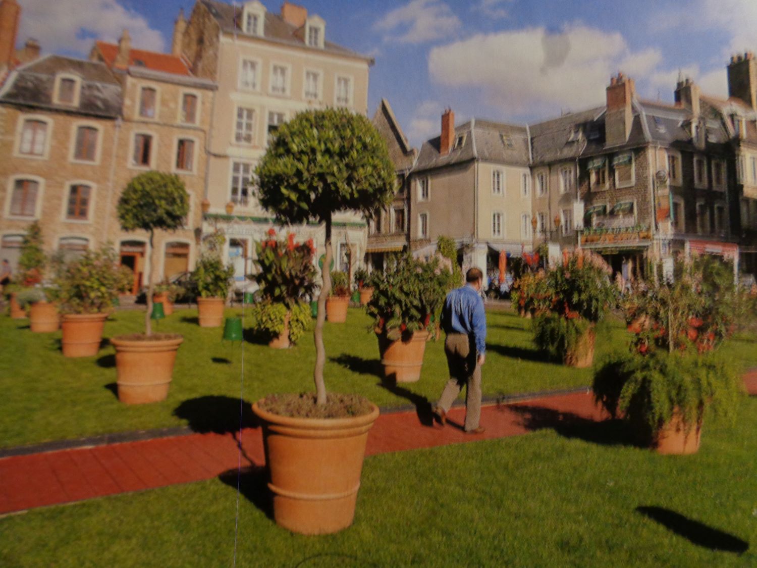 Boulogne sur Mer place Godefroy de Bouillon c2009