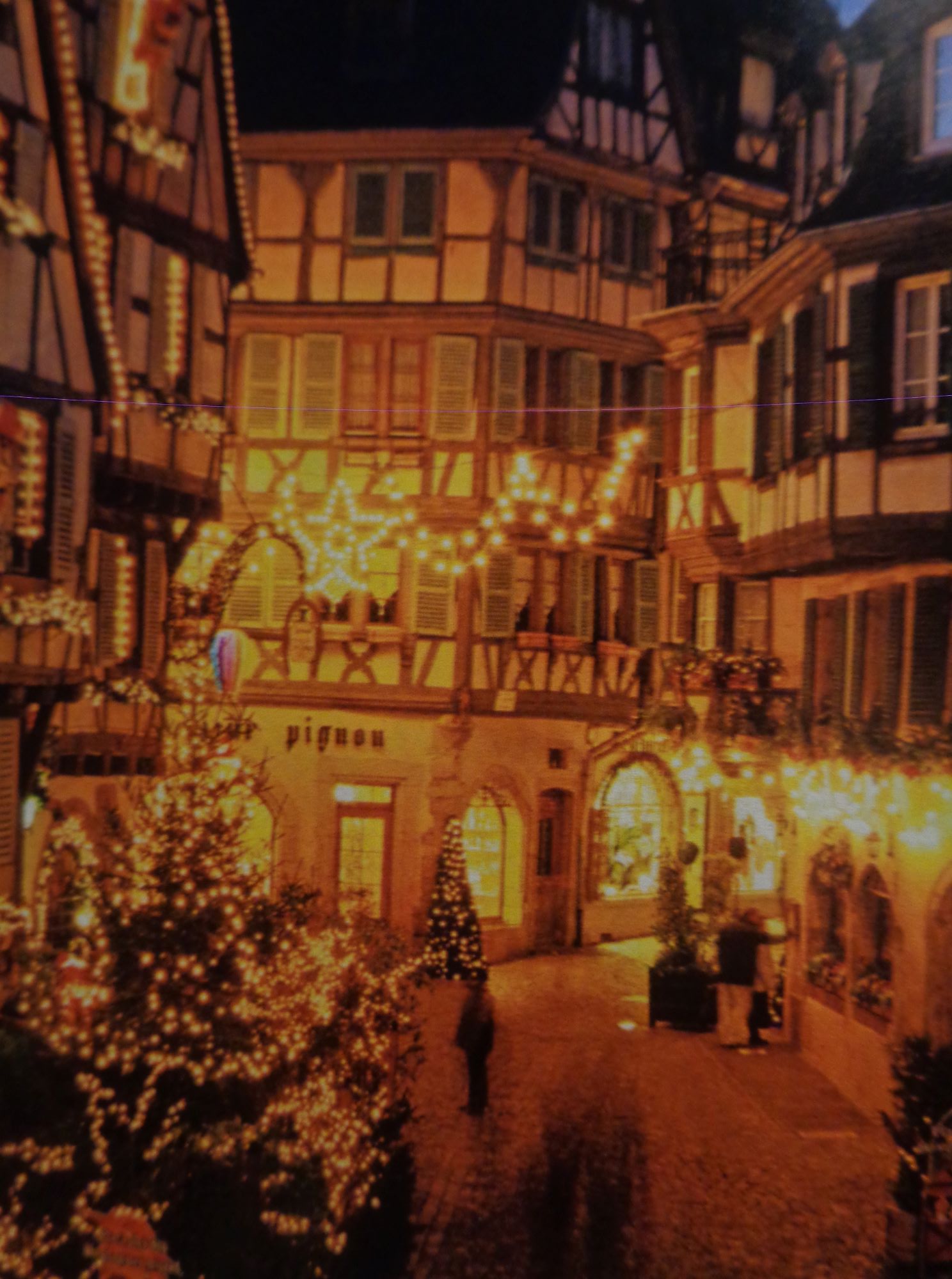 Colmar rue des Marchands girlandes c2009