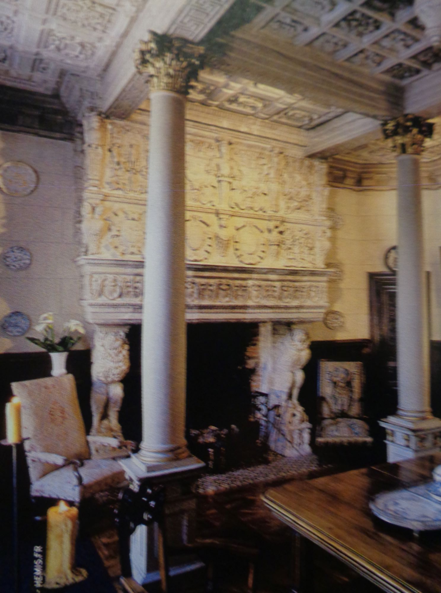 Fontenay le Comte château de Terre Neuve salle à manger c2009