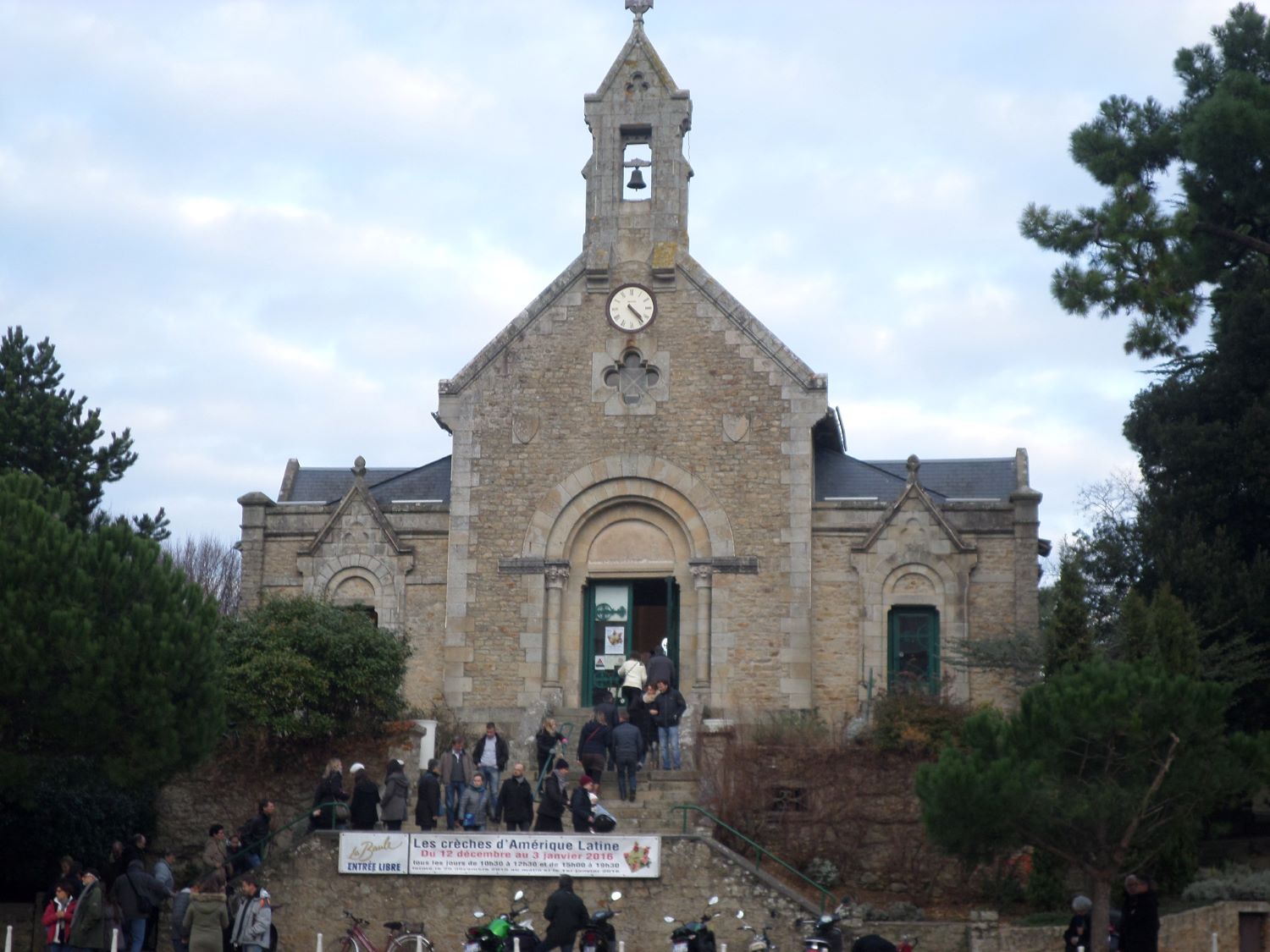 la-baule-chapelle-ste-anne-cultural-space-center-dec15