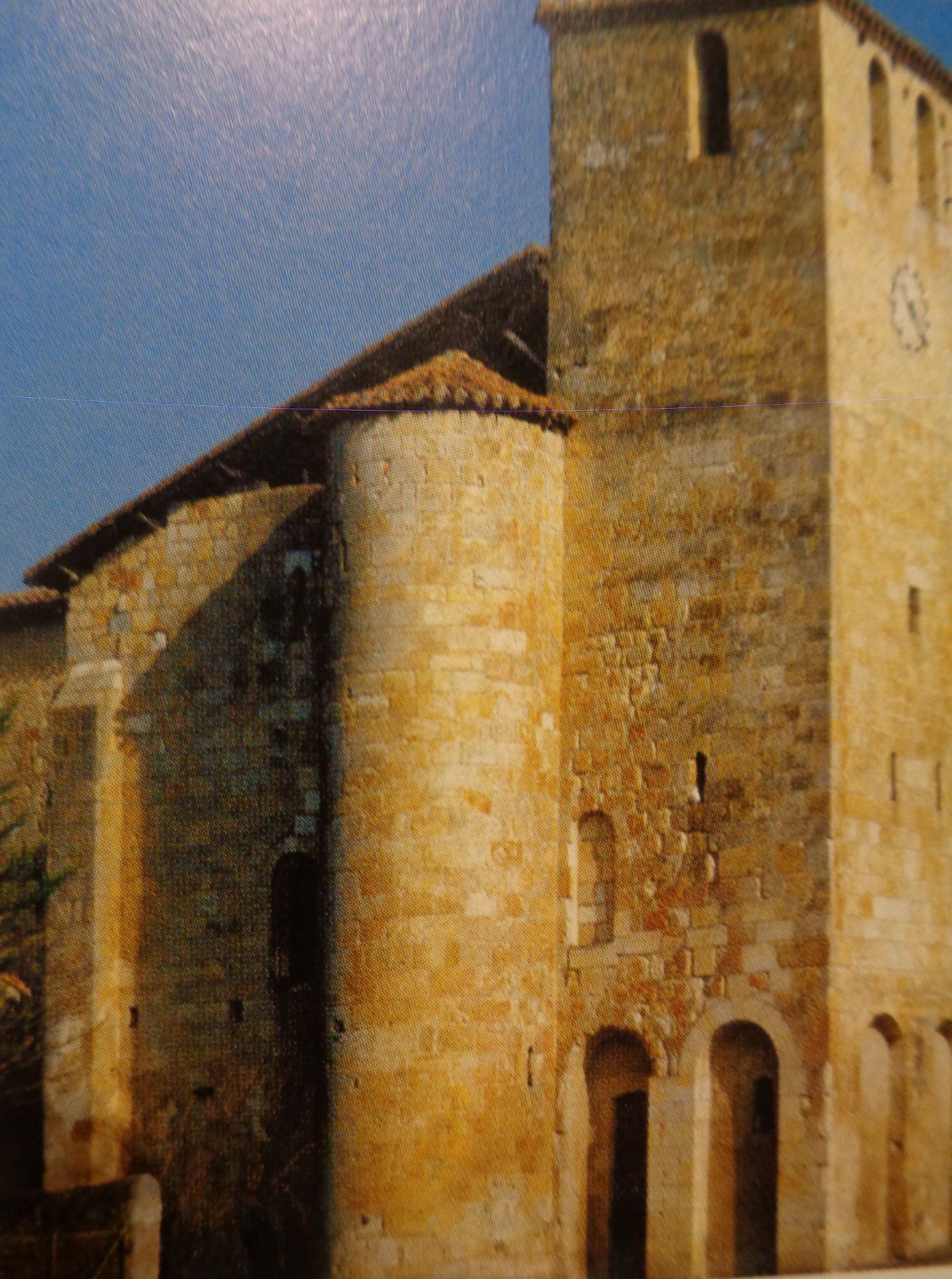 Mouchan ch Saint Austrégésile or Saint-Pierre front c2007