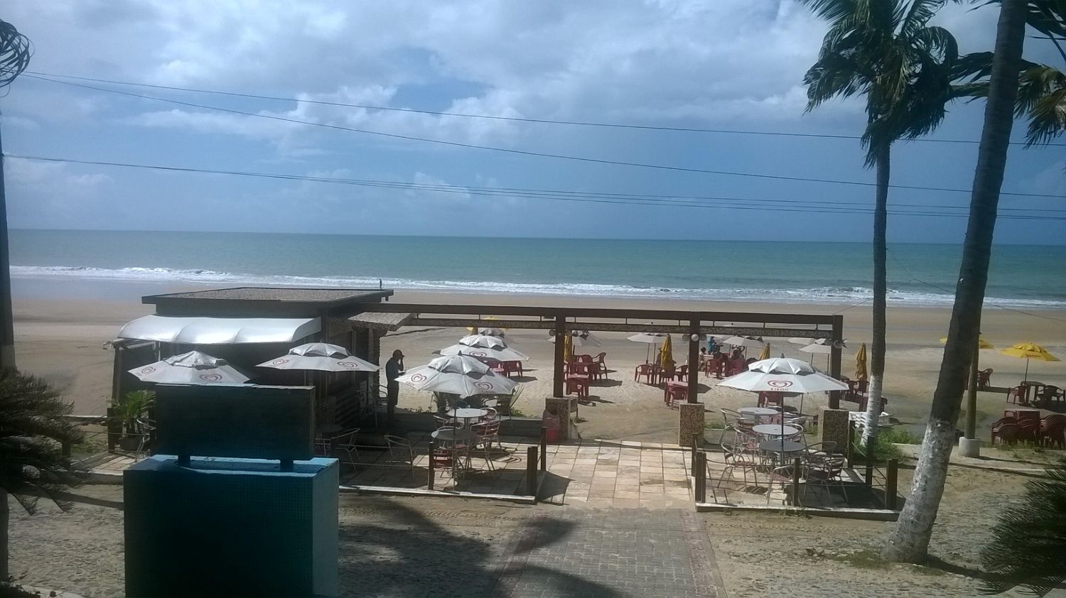 praia-da-lagoinha-front-of-hotel-vivamar-may16