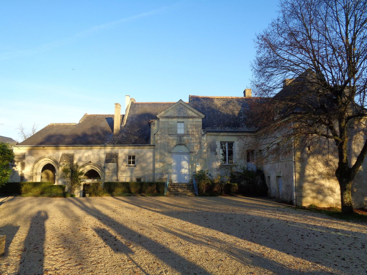 seuilly-abbaye-entr-rabelais-took-classes-nov22