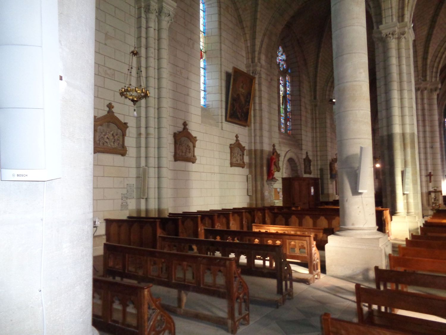 Ste Maure de Touraine ch Sainte Maure Sainte Britte left wall way of the Cross feb22
