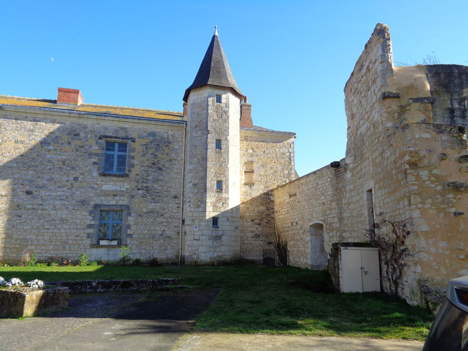 ste maure de touraine chateau des rohan tower feb22