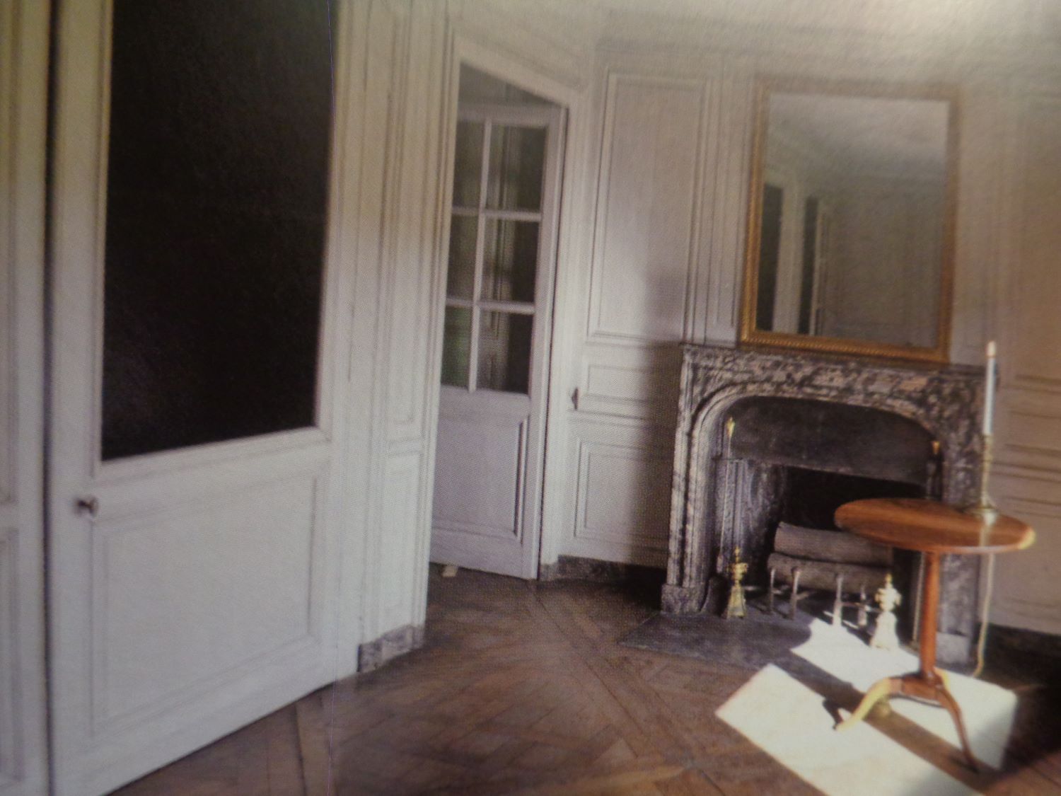 Versailles Petit Trianon chambre de Mme Campan c2010