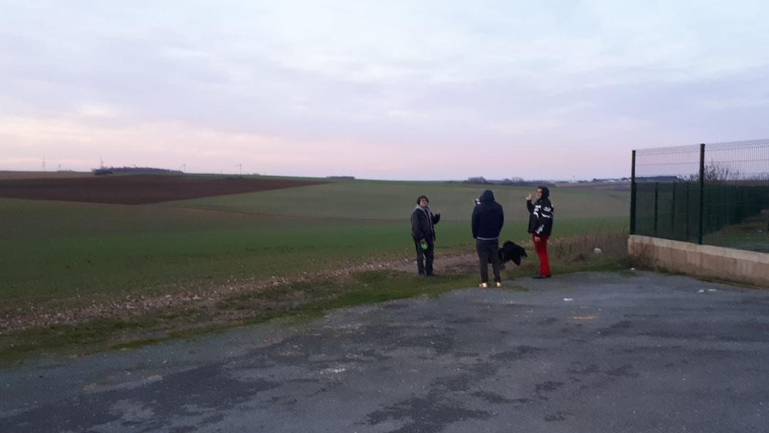 Vouille D820 rest stop for Rex and the boys jan20