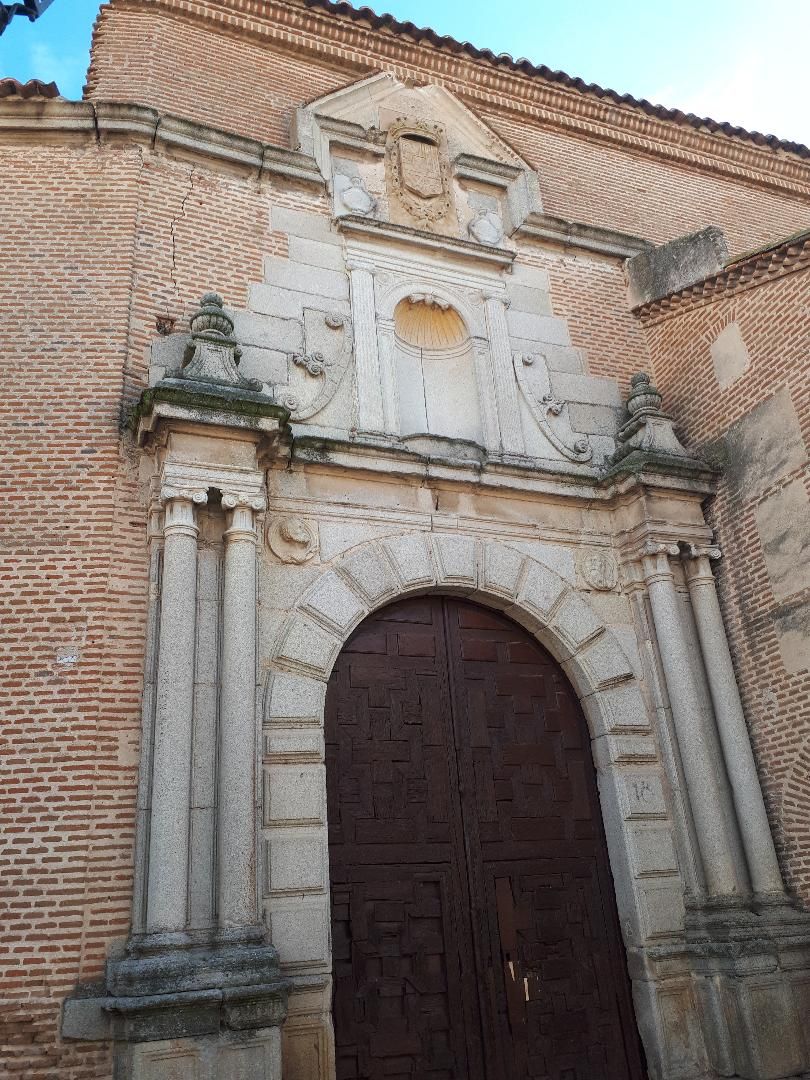 Arévalo ch San Nicolas front door dec24