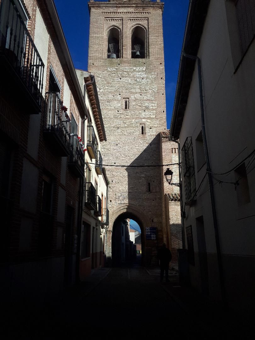 Arévalo ch Santa Maria la Mayor belltower back dec24