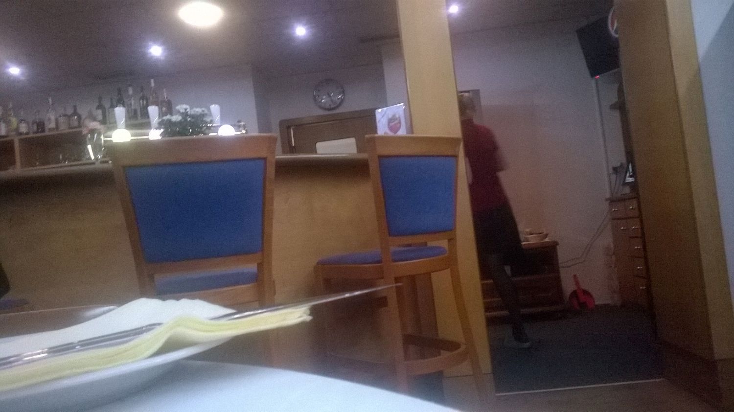 brno-hotel-resto-atrium-for-lunch-oct16