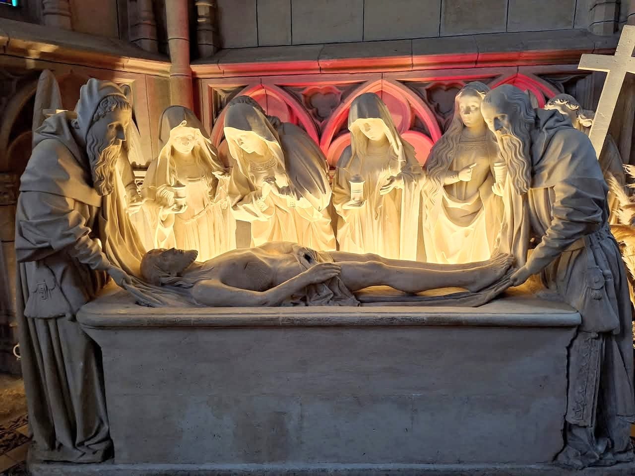 Epine Basilique Notre Dame de l'épine mise au tombeau dec22