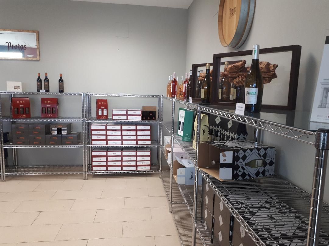 La Seca Bodega Protos wine store to public dec24