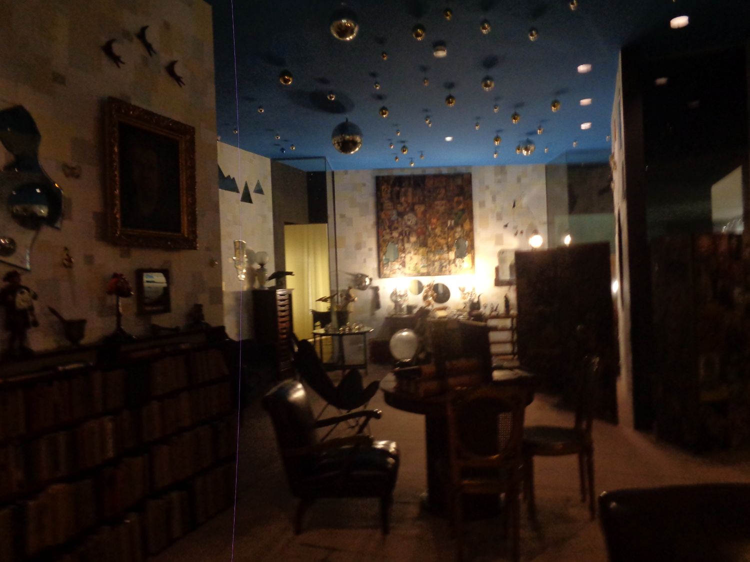 Madrid centro cultural conde duque art contempo work room 1 dec24