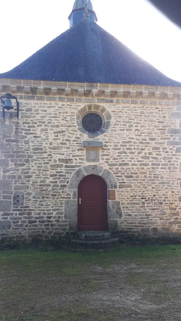 Plouay Chapelle Notre de Sion front feb23