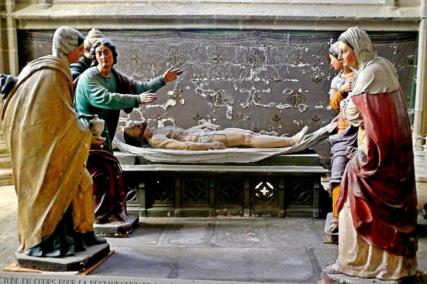 Quimper Cathédrale St Corentin mise au tombeau Christ dec24