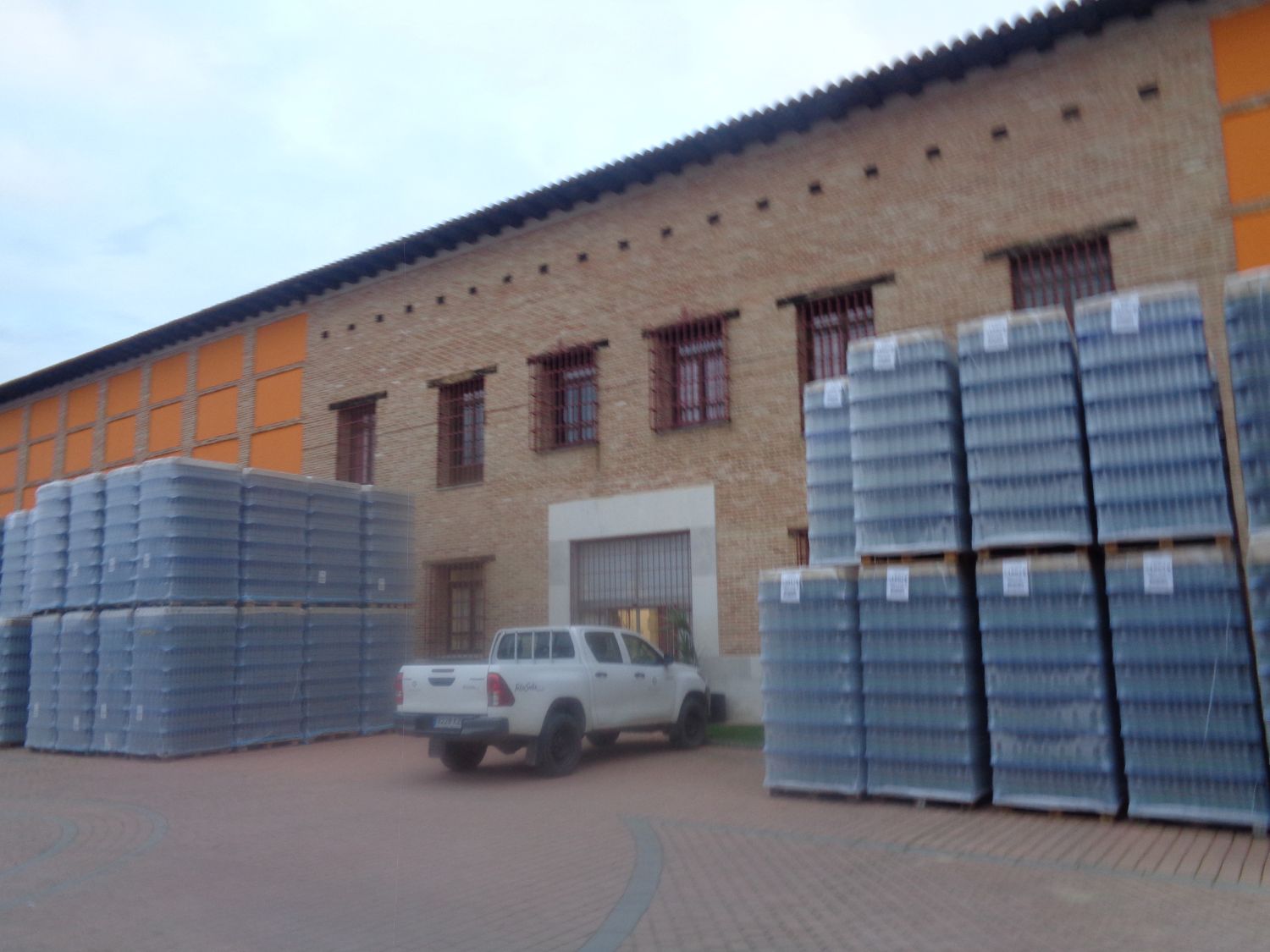 Rueda Bodega pago del Rey warehouse entr dec24