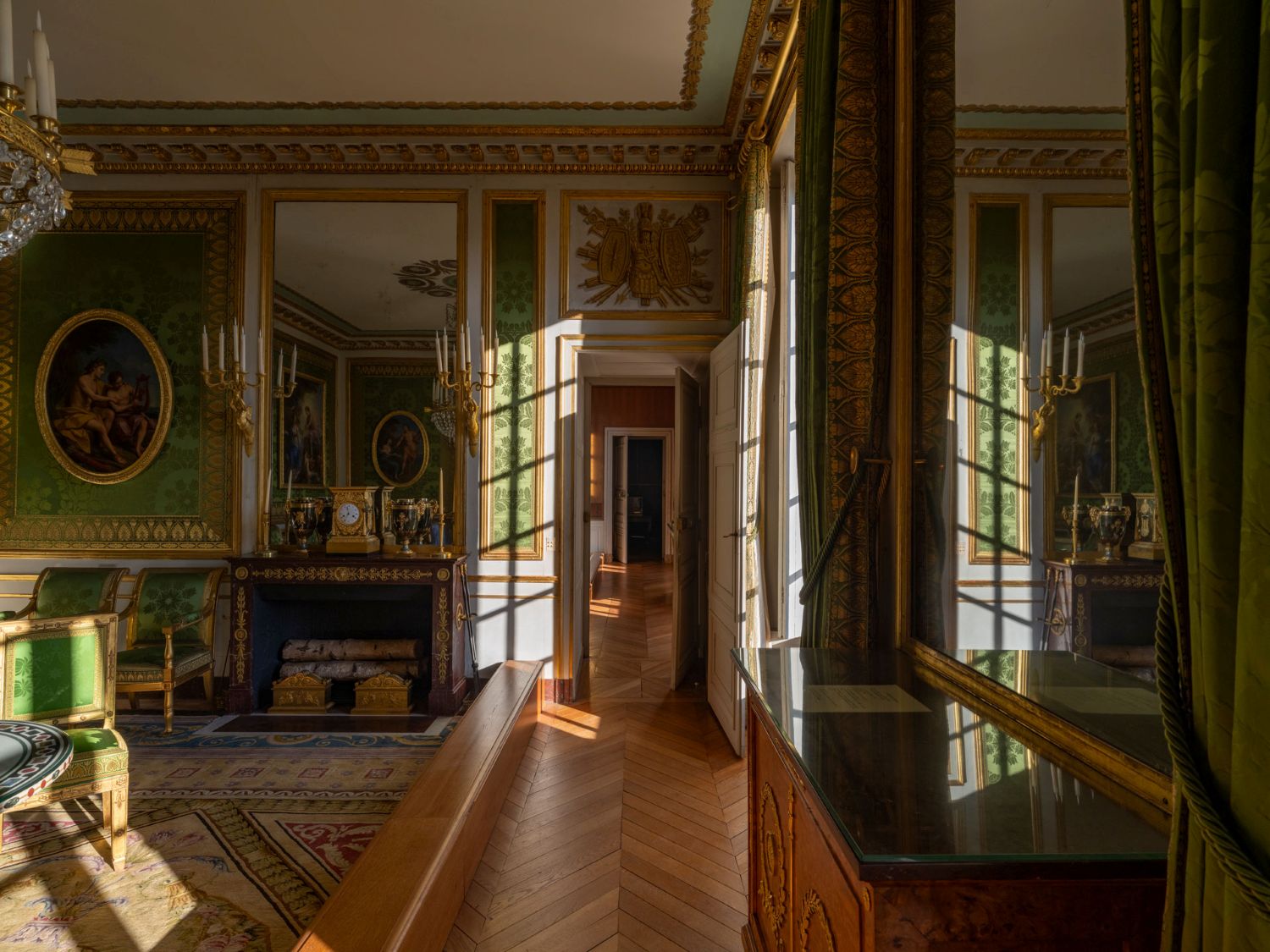 Versailles château Grand Trianon le Cabinet particulier de l'Empereur dec24