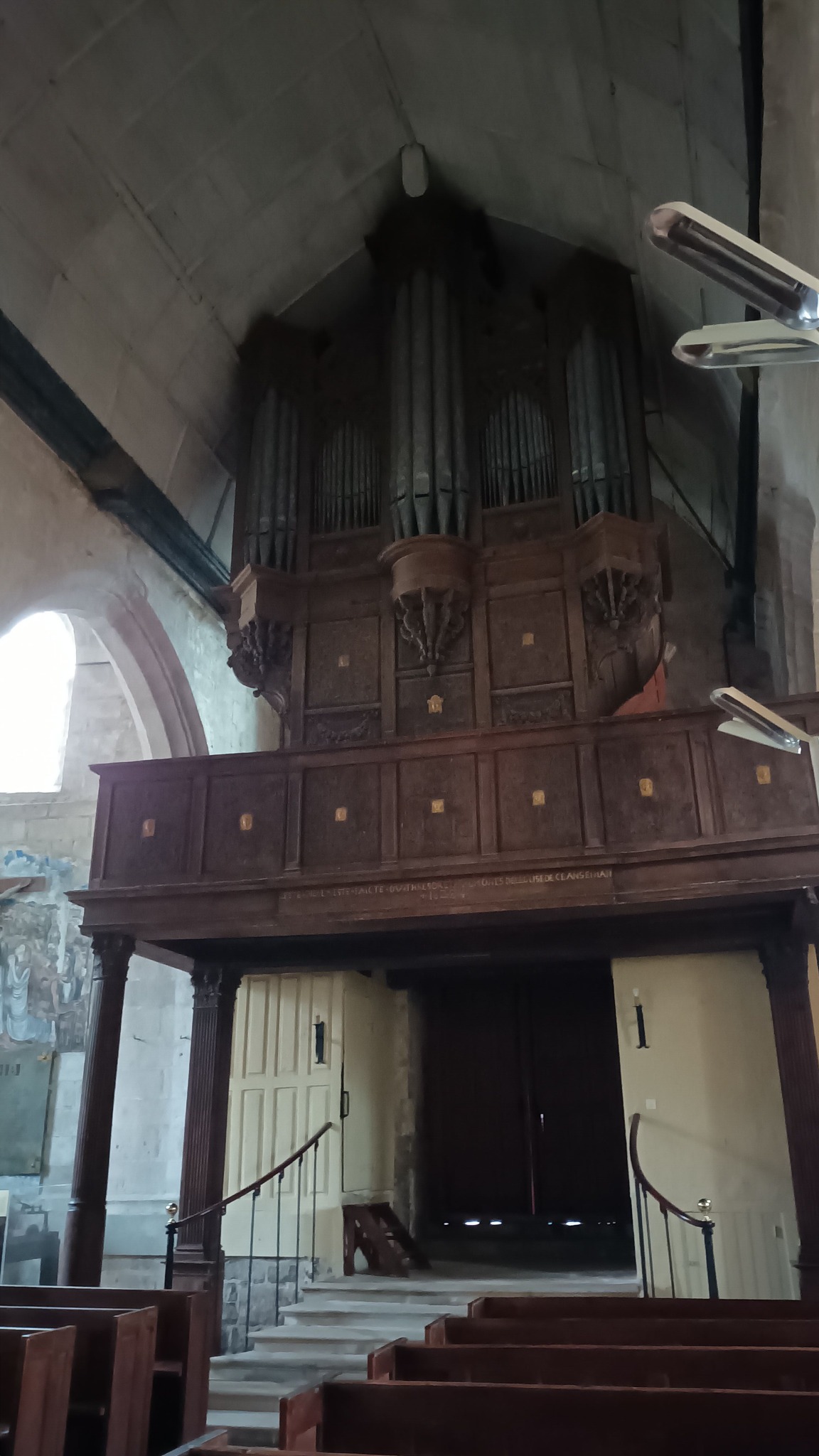 Veules les Roses ch Saint Martin organ dec24