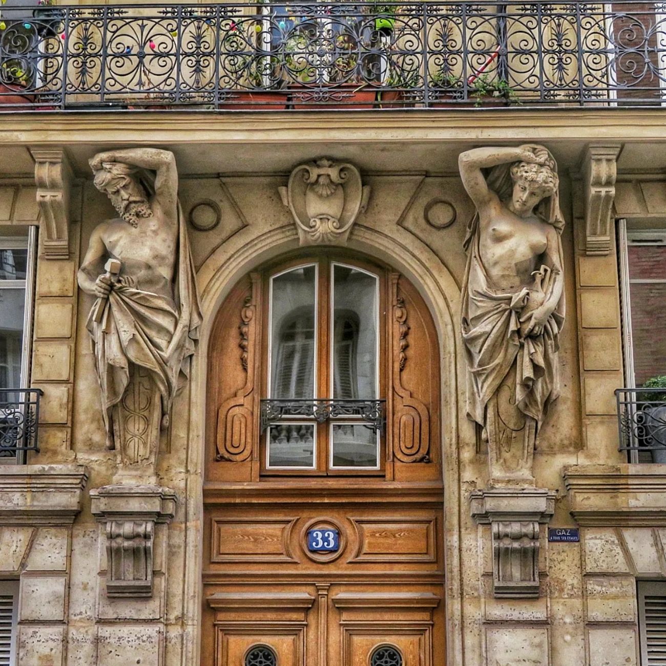 Paris Cariatide et Atlante, Rue Leconte de Lisle, 16e