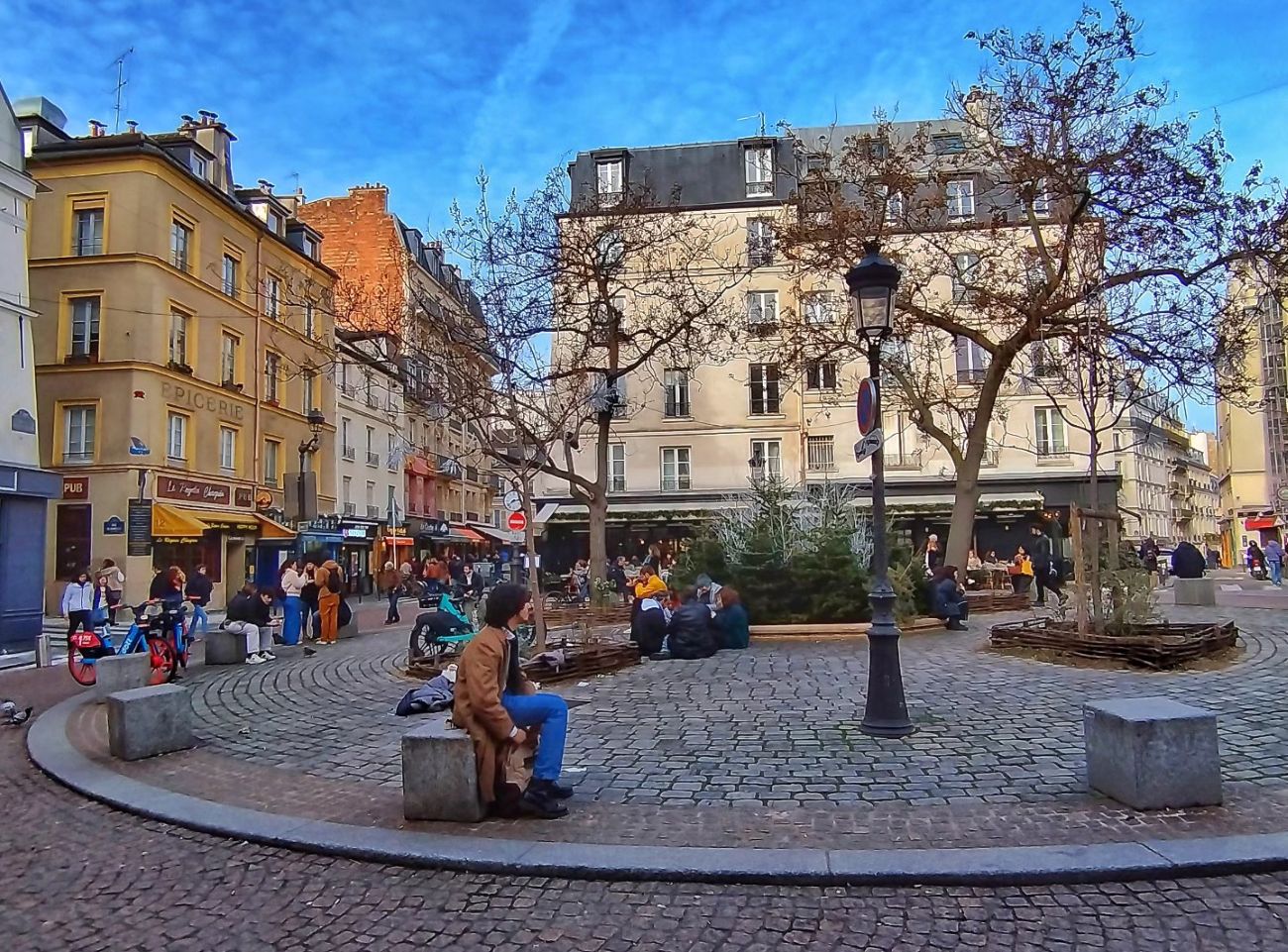 Paris Place de la Contrescarpe, 5e.