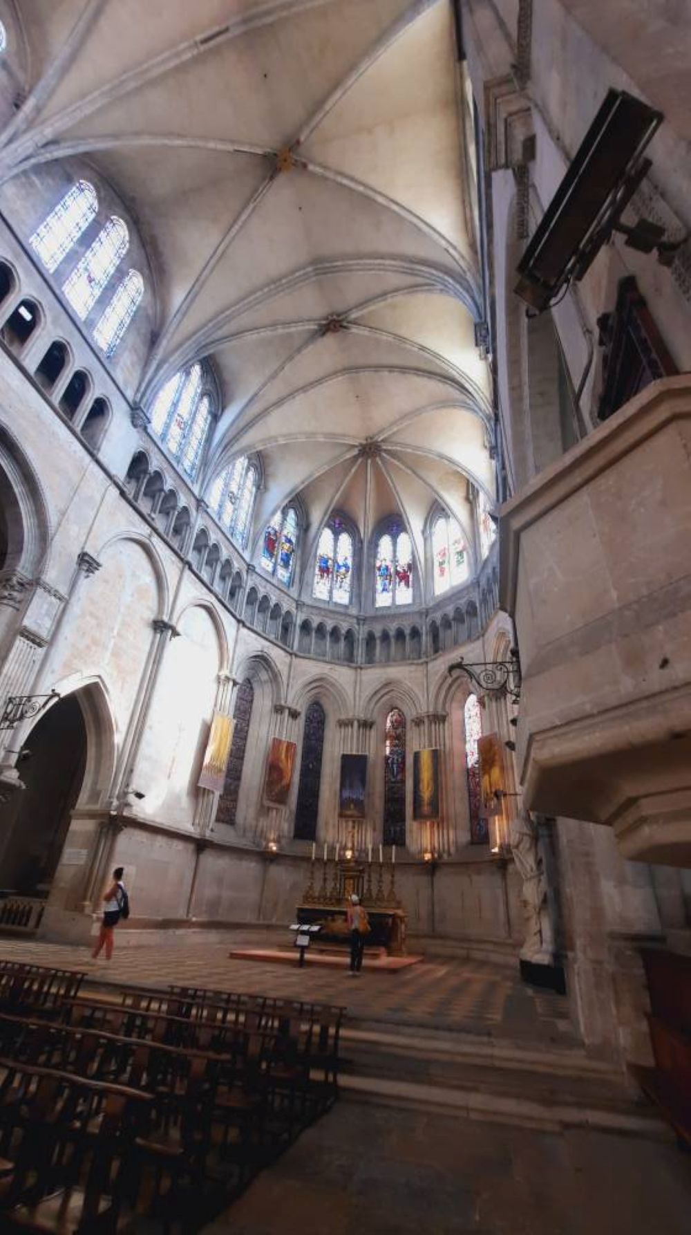 Vienne Cathédrale Saint-Maurice dome dec23